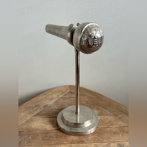 Pier 1 Decoration Silver Chrome Microphone Mic Cool Fixture! - Picture 2 of 6
